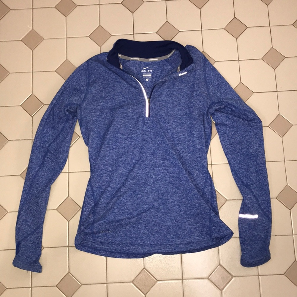 Nike pullover